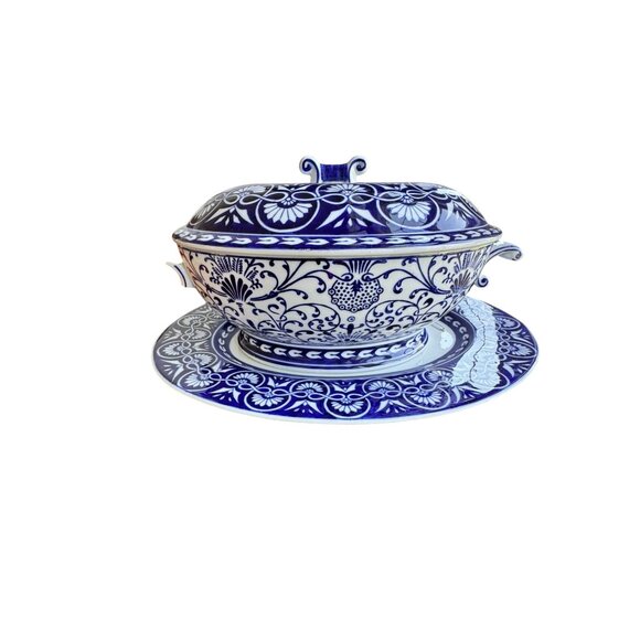Vintage Bombay Company Blue & White Ceramic Soup Tureen with Matching Platter - Picture 1 of 16